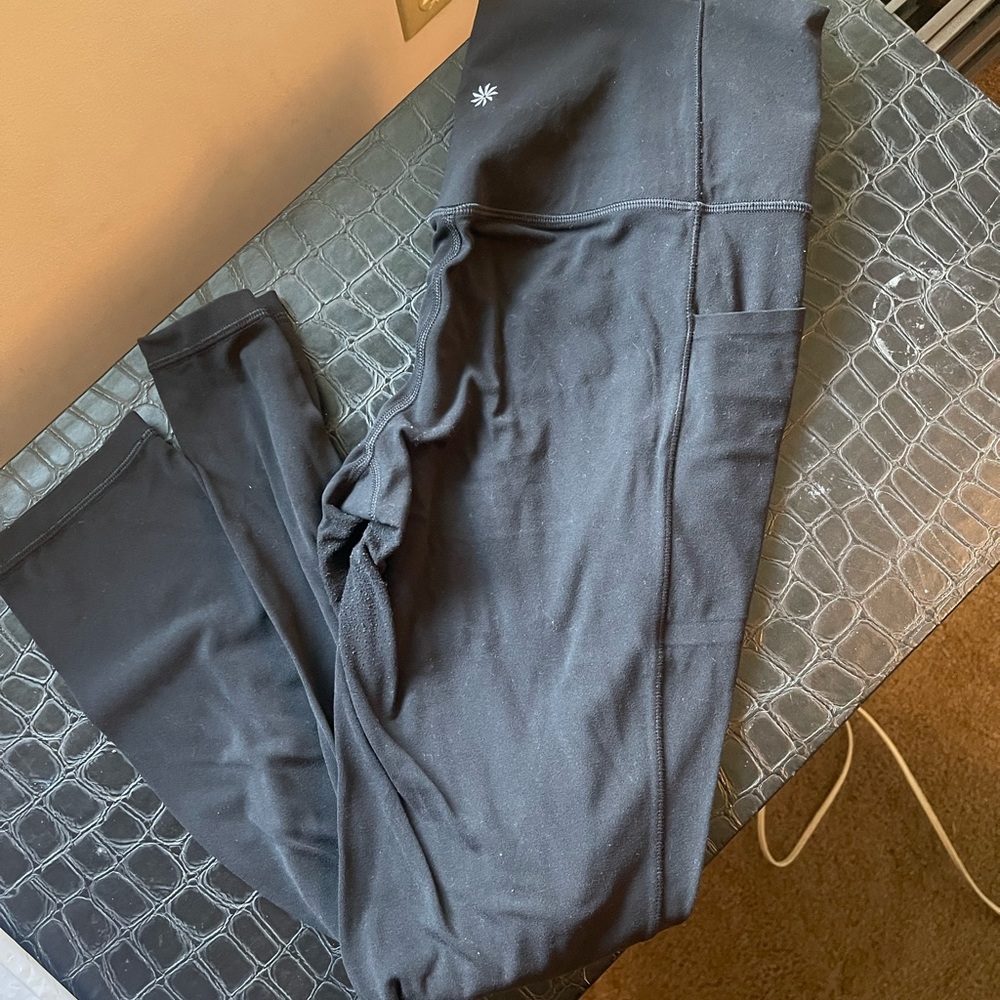 Athleta Salutation Stash High Rise Legging